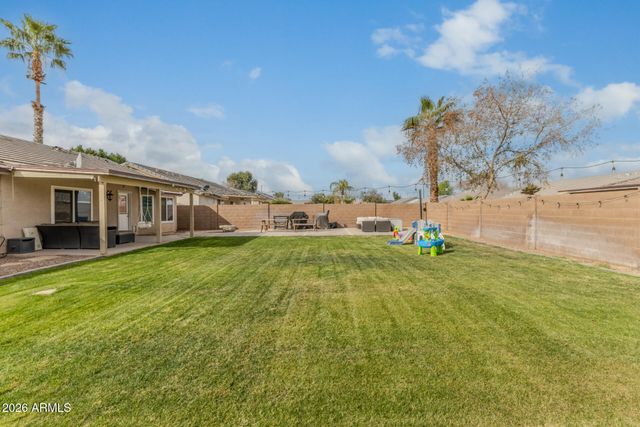 2872 E CARLA VISTA Court, Gilbert, AZ 85295