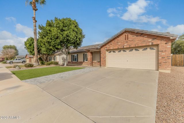 2872 E CARLA VISTA Court, Gilbert, AZ 85295