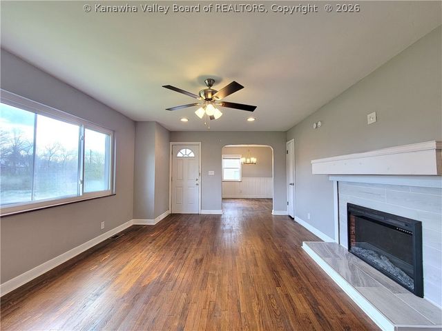 1002 Drew Street, Milton, WV 25541