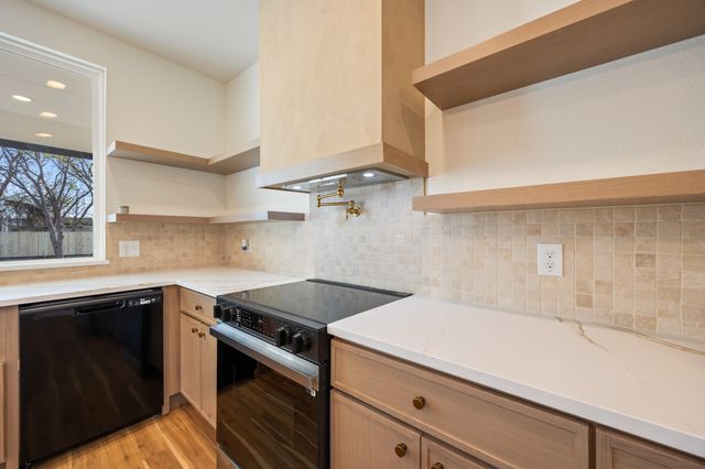 103 Stallings Street, Terrell, TX 75160