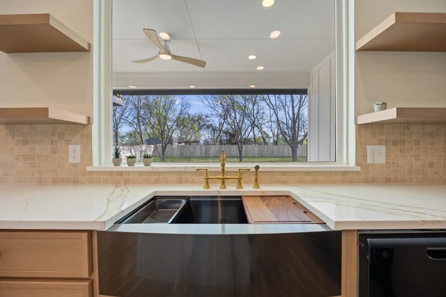 103 Stallings Street, Terrell, TX 75160