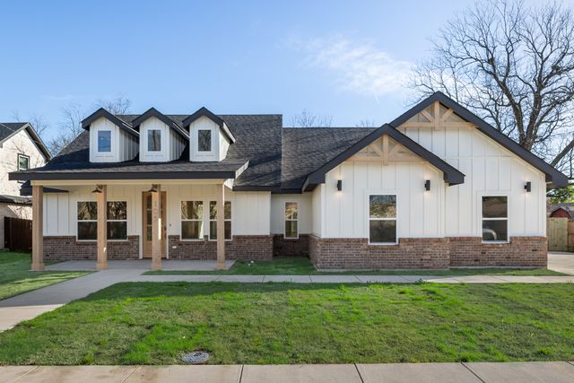 103 Stallings Street, Terrell, TX 75160