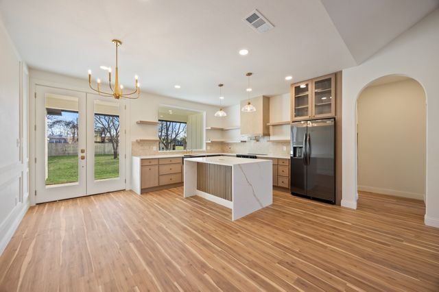 103 Stallings Street, Terrell, TX 75160