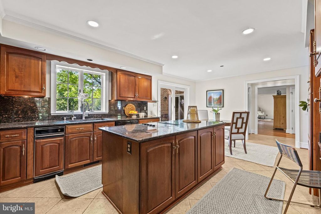Image 24 of property listing at 7 GLENBERRY CT, Phoenix, MD 21131