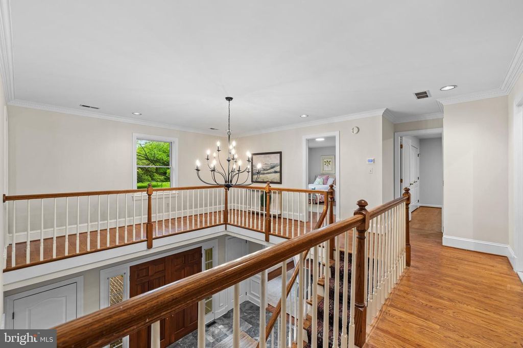 Image 43 of property listing at 7 GLENBERRY CT, Phoenix, MD 21131