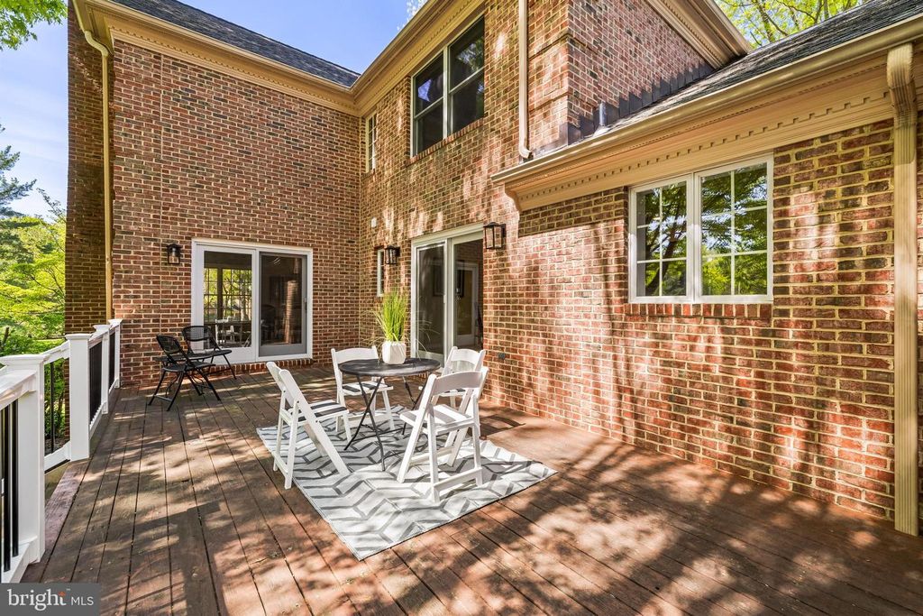 Image 61 of property listing at 7 GLENBERRY CT, Phoenix, MD 21131