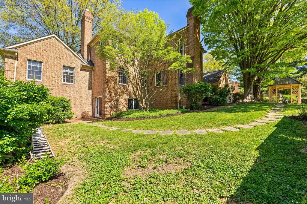 Image 65 of property listing at 7 GLENBERRY CT, Phoenix, MD 21131