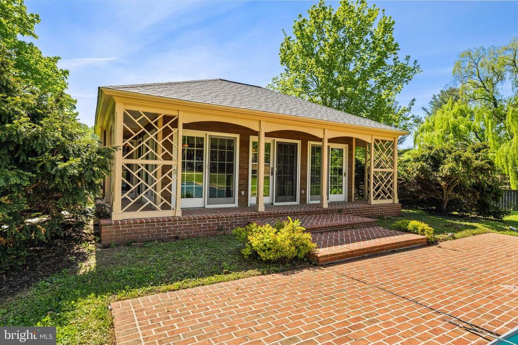Image 67 of property listing at 7 GLENBERRY CT, Phoenix, MD 21131