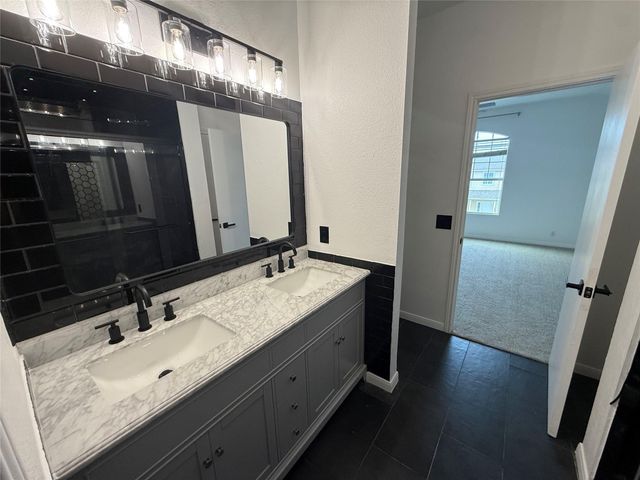 9204 Magna Carta LOOP, Austin, TX 78754