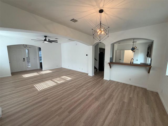 9204 Magna Carta LOOP, Austin, TX 78754