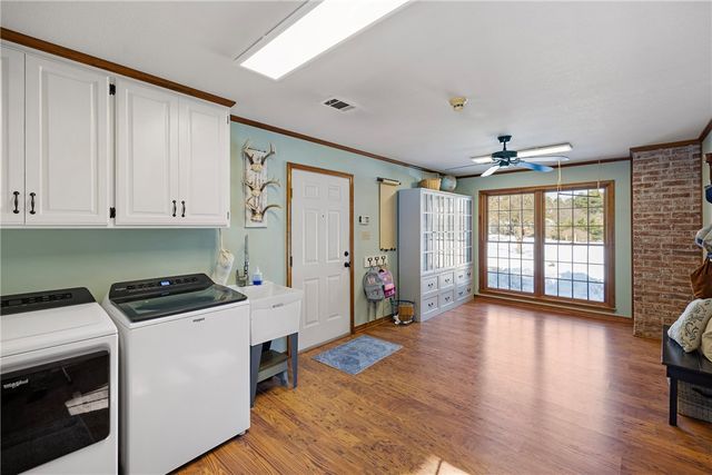 214 Shumac Lane, London, AR 72847