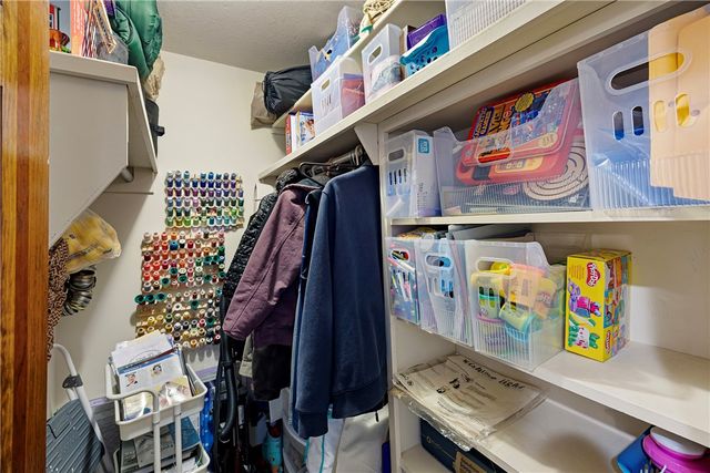 214 Shumac Lane, London, AR 72847