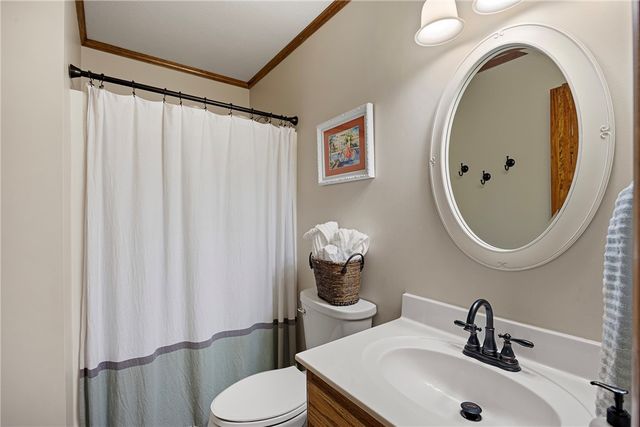 214 Shumac Lane, London, AR 72847