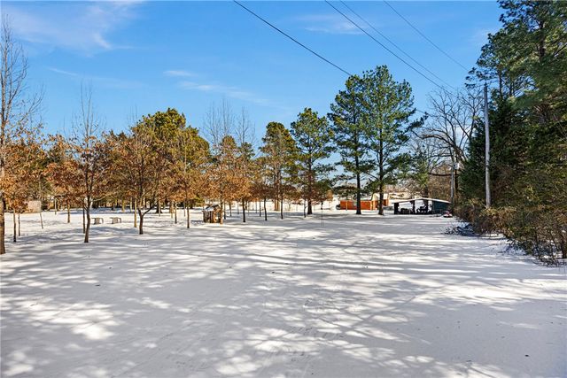 214 Shumac Lane, London, AR 72847