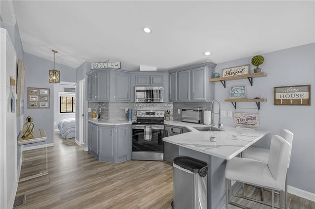 1230 Melton Road 15, West Union, SC 29696