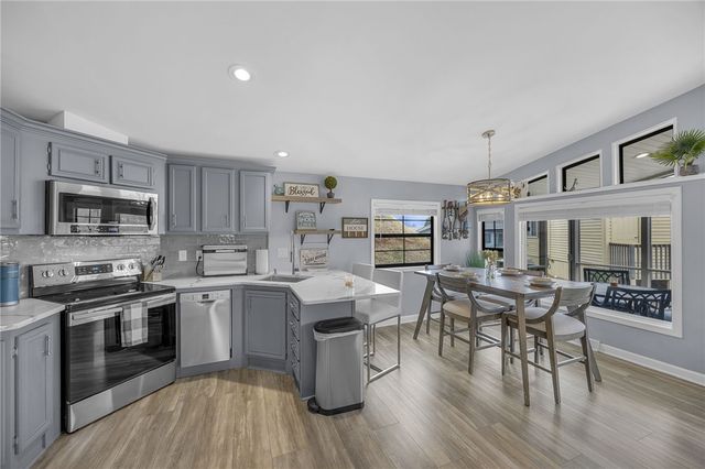 1230 Melton Road 15, West Union, SC 29696