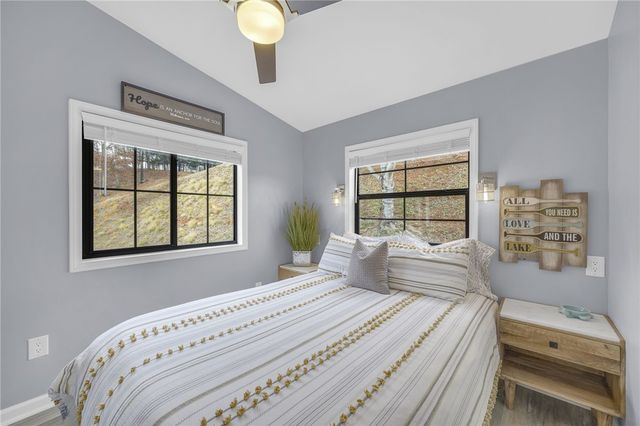 1230 Melton Road 15, West Union, SC 29696