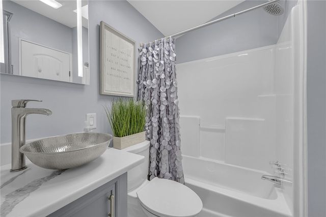 1230 Melton Road 15, West Union, SC 29696