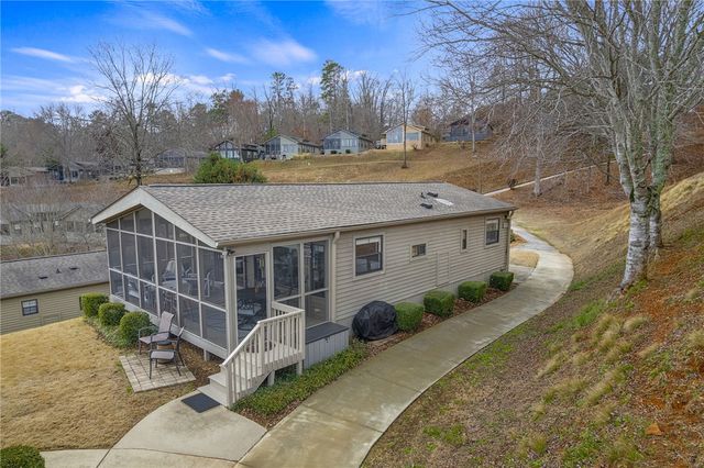 1230 Melton Road 15, West Union, SC 29696