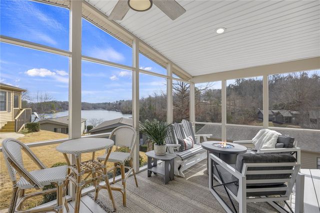 1230 Melton Road 15, West Union, SC 29696