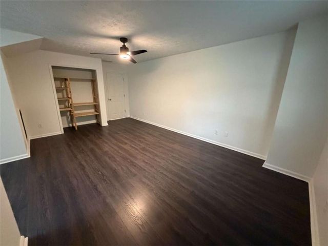 190 Timber Oak Cove, Lawrenceville, GA 30043