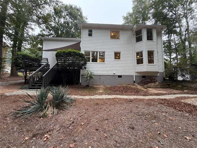 190 Timber Oak Cove, Lawrenceville, GA 30043
