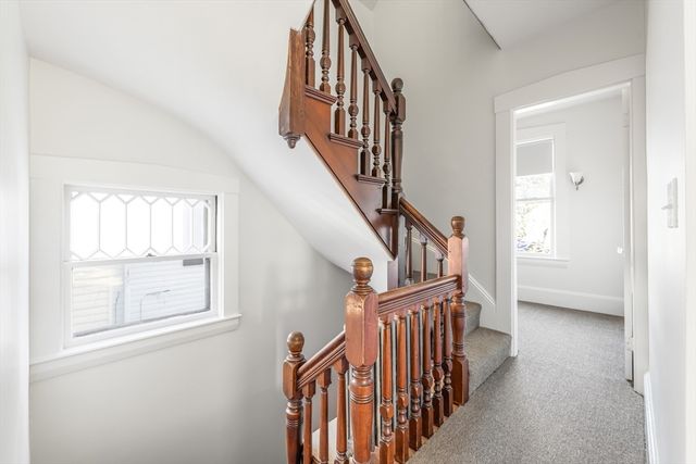 33 Pearl Street 2, Natick, MA 01760