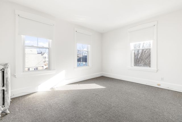 33 Pearl Street 2, Natick, MA 01760