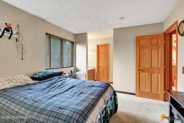 3615 Alamosa Drive, Anchorage, AK 99502