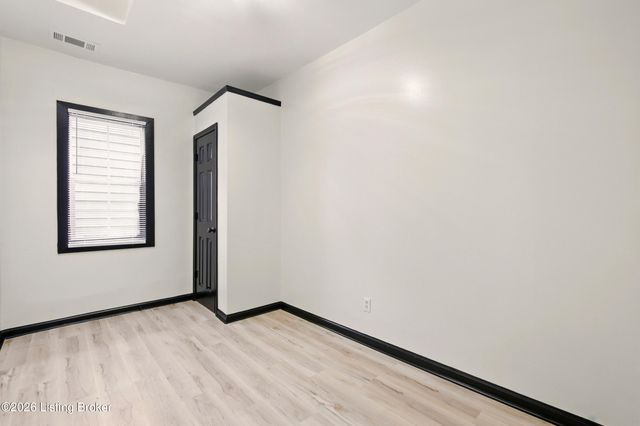 1102 E Saint Catherine St, Louisville, KY 40204