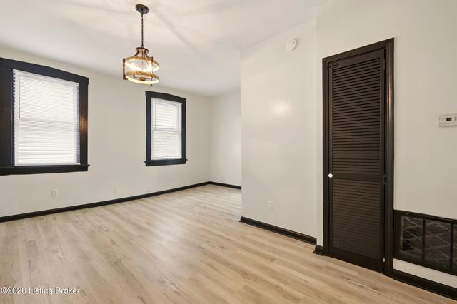 1102 E Saint Catherine St, Louisville, KY 40204