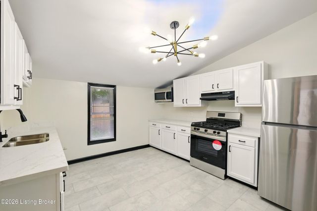 1102 E Saint Catherine St, Louisville, KY 40204