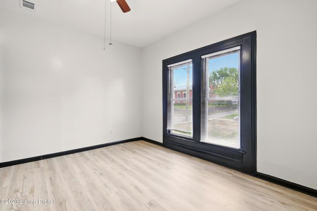 1102 E Saint Catherine St, Louisville, KY 40204