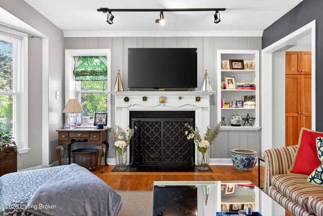 503 Wallace Ave, Louisville, KY 40207