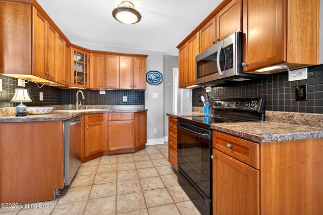 503 Wallace Ave, Louisville, KY 40207