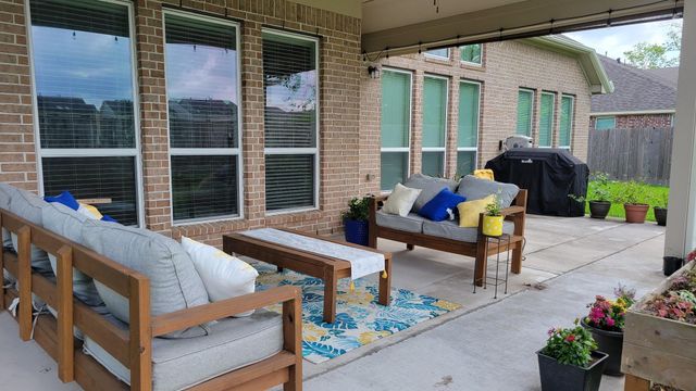 7703 Lost Pecan Way, Missouri City, TX 77459
