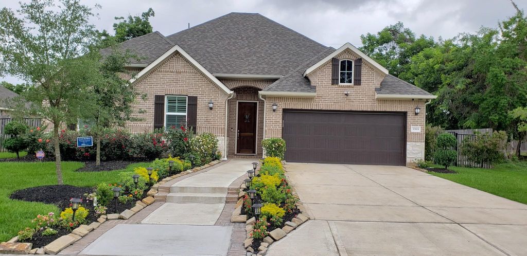 7703 Lost Pecan Way, Missouri City, TX 77459