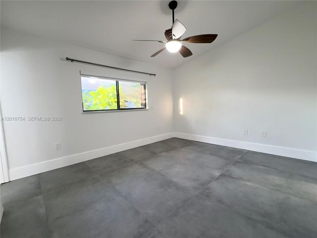 1533 Gabriel St, Hollywood, FL 33020