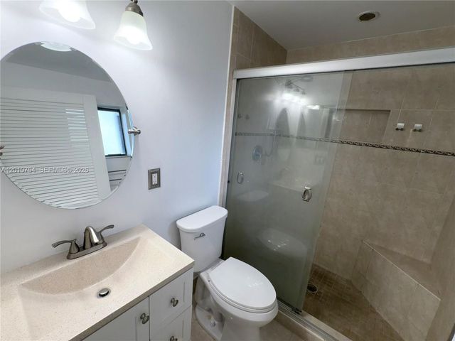 1533 Gabriel St, Hollywood, FL 33020