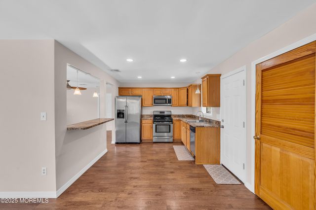 3118 Glasgow Avenue, Toms River, NJ 08753