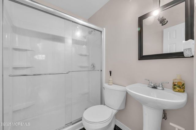 3118 Glasgow Avenue, Toms River, NJ 08753