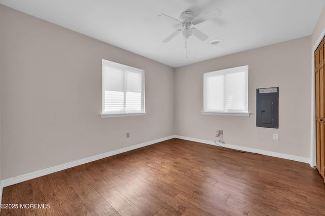 3118 Glasgow Avenue, Toms River, NJ 08753