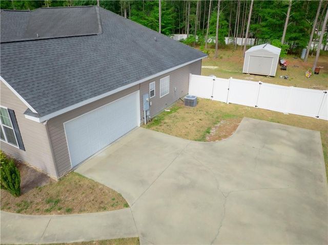 6708 Mamie's Drive, Blackshear, GA 31516