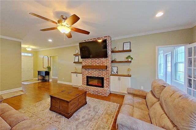 6708 Mamie's Drive, Blackshear, GA 31516