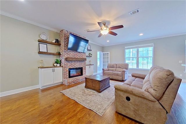 6708 Mamie's Drive, Blackshear, GA 31516