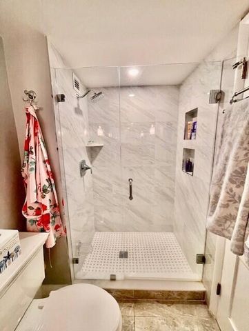 2860 S Ocean Boulevard 301, Palm Beach, FL 33480