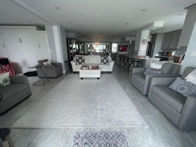 2860 S Ocean Boulevard 301, Palm Beach, FL 33480