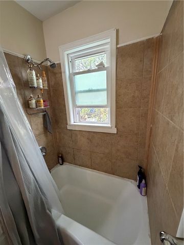 76 Ellison Street, Rochester, NY 14609
