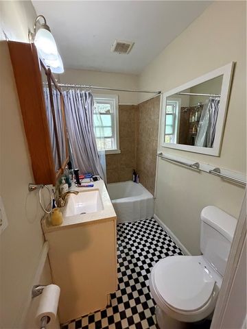 76 Ellison Street, Rochester, NY 14609