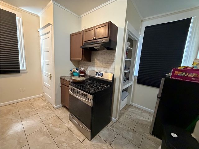 76 Ellison Street, Rochester, NY 14609